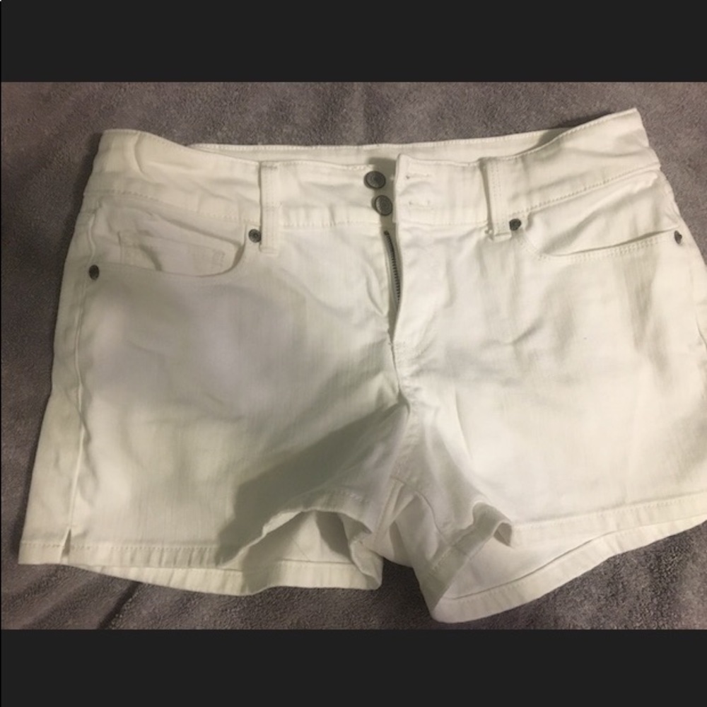 VS hipsters Size 10 white shorts
